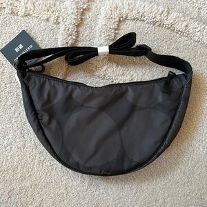 Uniqlo x Marimekko NWT Printed Round Mini Shoulder Bag (Dark Gray)